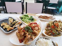 -覃记海鲜美食餐厅