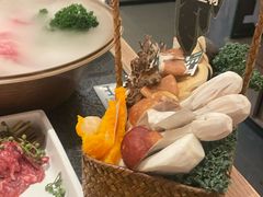 -三出山火锅(南京万象天地店)