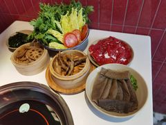 -卤校长重庆火锅(国兴店)