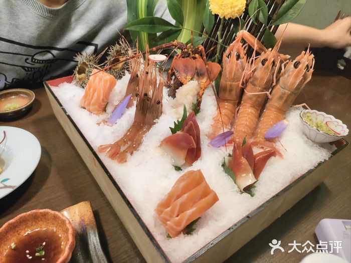 万岛日本料理铁板烧(静安店)图片