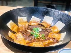 -锅里锅外地锅鸡