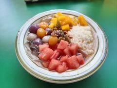 芋圆酒酿冰粉小风车-堂屋糖水店(愚园店)