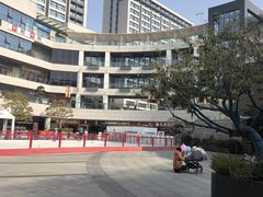 -浦江城市生活广场(江月路店)