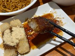 -诚铭记·虾仁汤包·成都小吃(融创店)
