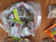 -来伊份(龙之梦长宁店)
