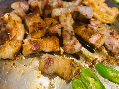 -哈哈碳都·牛肋条无限自助烤肉(台江万达店)
