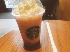 -星巴克(西安曲江银泰店)