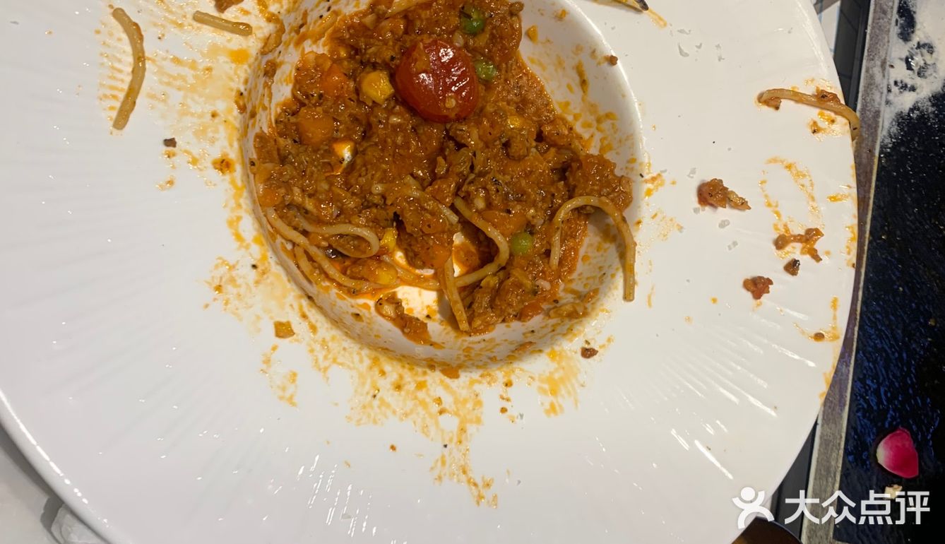 分量也很足，还送了一个汤和一个面包