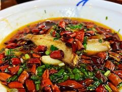 -琥珀老六龙虾(四里河店)
