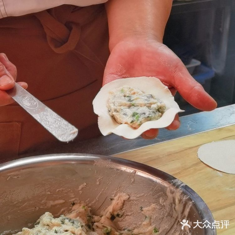 不需要推广的海鲜饺子馆🏫