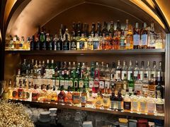 -Mogul Eatery·大亨餐酒馆