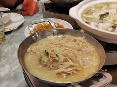 -小菜园新徽菜(宜兴八佰伴店)