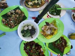 -明记烧鱼美味店
