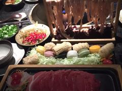 -湊湊火锅·茶憩(新中关购物中心店)