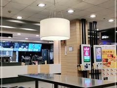 大堂-麦当劳(仙林亚东城得来速店)