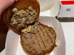 意面芝士汁汁厚作牛肉汉堡-肯德基(大兴火车站店)