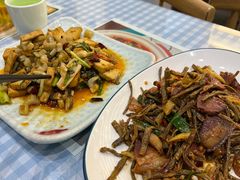 -钟记家菜(红专南路店)