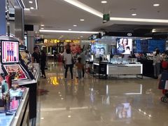 -王府井百货(中州中路店)
