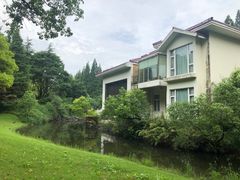 -上海怡沁园度假酒店