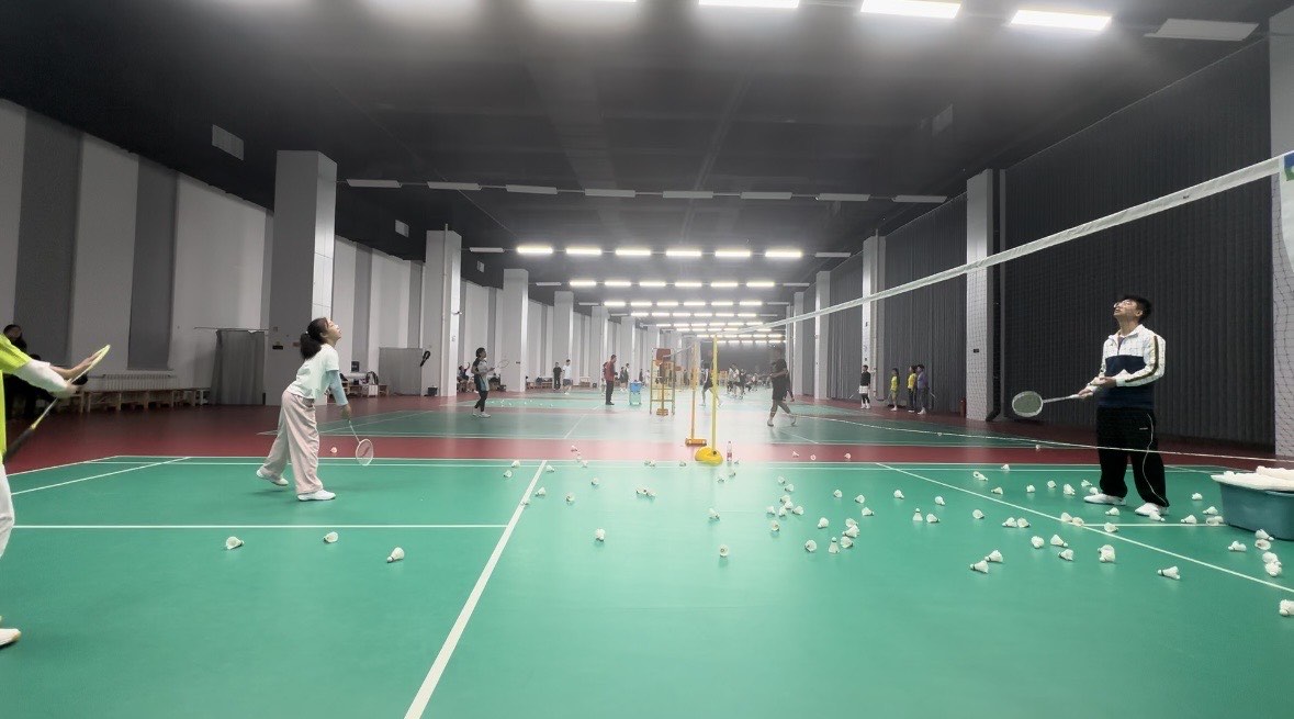 关于球热体育的信息 关于球热体育的信息（球的热身活动） 体育