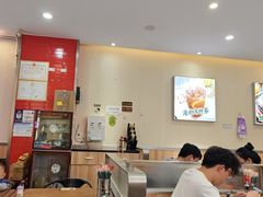 -万煲旺·香港老传承煲仔饭·猪杂汤(客村店)