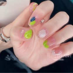 -吉吉靓甲美睫