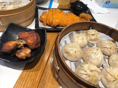 -馋三尺蟹粉小笼(人民广场店)