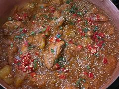 铜锅油焖鸡-Ameigo梅果·云贵川bistro(长宁来福士店)