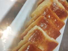 -河畔春天时尚餐厅