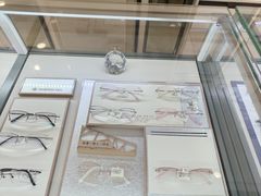 -宝视达眼镜店(郑汴路英协店)