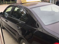 -神州租车(白云机场T1服务点)