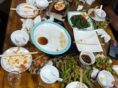 -兆辉木炭海鲜烧烤·海鲜小炒