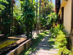 -Lam Vien Restaurant