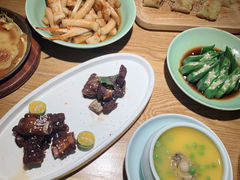 梭子蟹炒年糕-弄堂里(雨花客厅店)