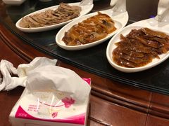 -大鸭梨烤鸭店(金顶街店)