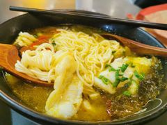 金汤酸菜鱼面-贡梅老面馆·蟹粉面·无锡特色小吃(南长街主推店)