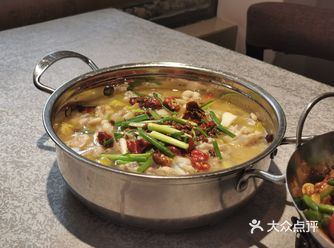 店里的老板人很好，笑嘻嘻的，很亲切