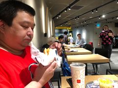 -麦当劳(中山公园龙之梦店)
