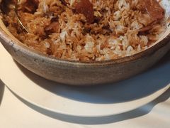 功夫腊味煲仔饭-八府香鸭·啫啫煲(华山路店)