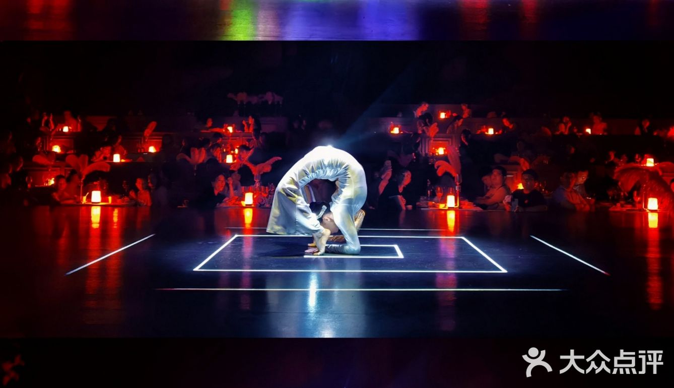 伊人VS上海，藏在宋城热情桑巴里的双重盛宴