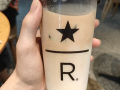 -星巴克臻选(上海合生汇1F店)