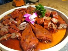 -三人行骨头王火锅(长寿店)