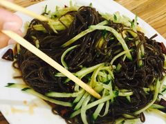 -溢心园香河肉饼总店