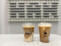 栀子花梨香拿铁-Seesaw Coffee(武商MALL·武广店)