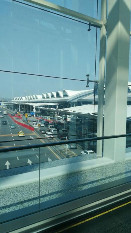 广州白云国际机场-"现在这个叫新白云机场,应该是扩建过的吧,.