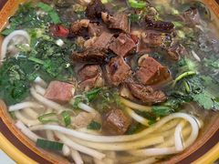 红烧牛肉粉-花溪牛肉粉(八鸽岩店)
