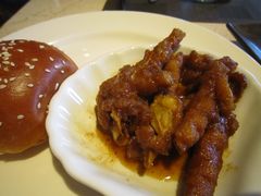 凤爪-广州中心皇冠假日酒店-环市食坊·海鲜自助餐厅