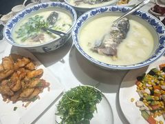 -南京金牛湖巨碗鱼头