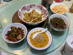 -昱龙大盆牛蛙馆(三兴街总店)