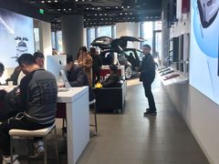 -TESLA 特斯拉(上海太古汇体验店)